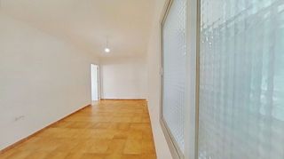 Piso en venta en Les Roquetes en Barcelona