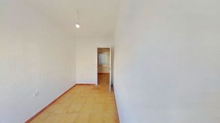 Piso en venta en Les Roquetes en Barcelona