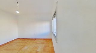 Piso en venta en Les Roquetes en Barcelona