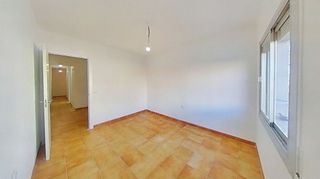 Piso en venta en Les Roquetes en Barcelona
