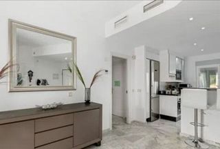 Piso en venta en Lomas de Marbella Club - Puente Romano en Marbella