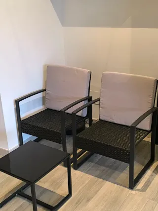 Conjunto Terraza: 2 Sillas y Mesa