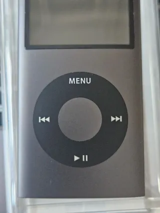 iPod Nano 4ta Gen 8GB Negro Sin Uso. Leer