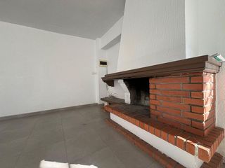 Chalet en venta en Peña de las Águilas en Elche