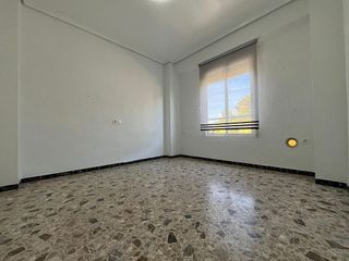 Chalet en venta en Peña de las Águilas en Elche