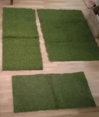 4 trozos césped artificial