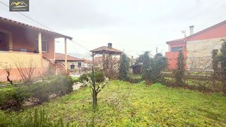 Chalet en venta en Universidad en Ourense