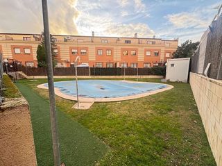 Casa adosada en venta en Espartales en Alcalá de Henares