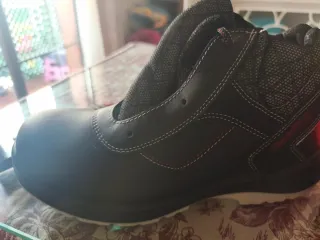 Botas de seguridad PANTER nuevas