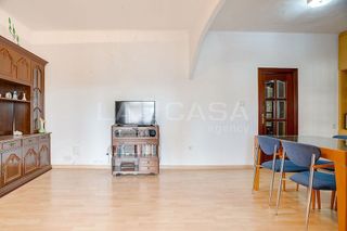 Piso en venta en Centre en Hospitalet de Llobregat, L´