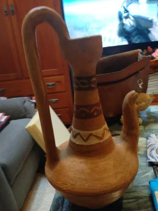 Jarrón de terracota étnico