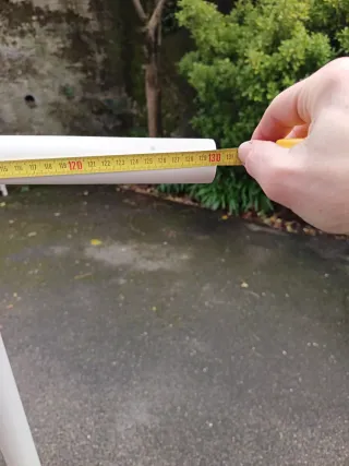 Perchero de metal blanco mazizo