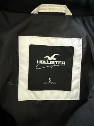 Bomber Hollister Negra y Blanca Talla S