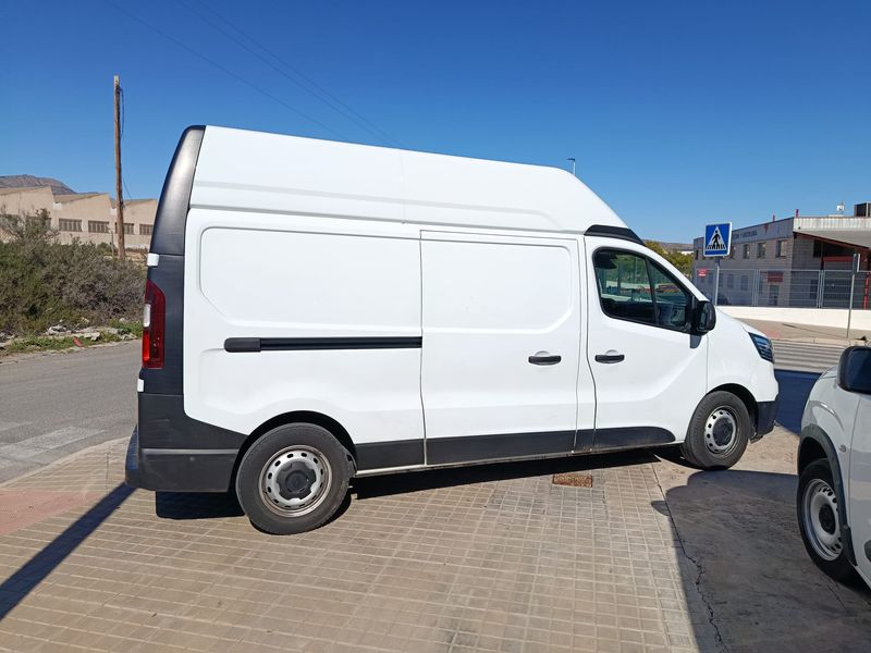 Renault Trafic 2022, foto 4