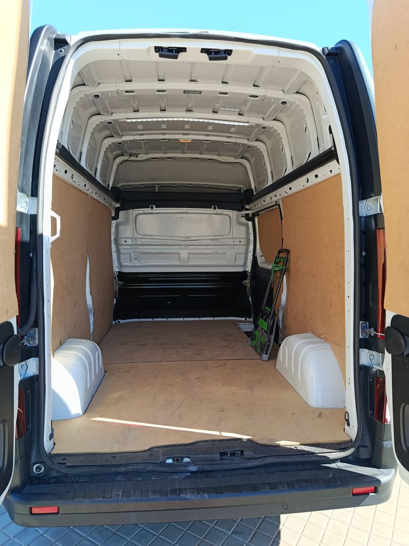 Renault Trafic 2022, foto 5