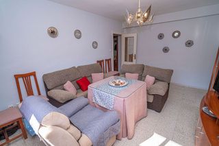 Piso en venta en Linares