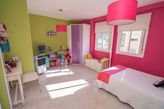 Piso en venta en Linares