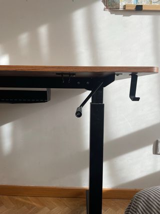 Escritorio Elevable con Manivela