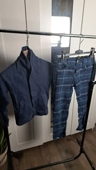 Completo giacca e pantaloni bimbo 7/8 anni