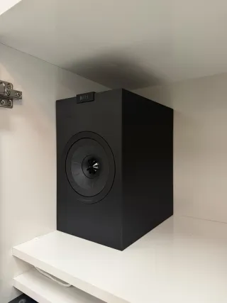 Altavoces KEF Q150 Negros