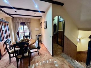 Casa adosada en venta en Zona el Higuerón en Benalmádena