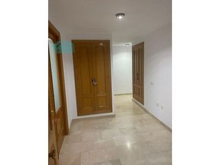 Piso en alquiler en Mercado en Alicante