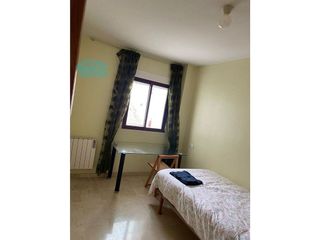 Piso en alquiler en Mercado en Alicante