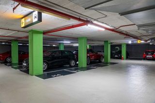 Garaje en alquiler en Vallcarca i els Penitents en Barcelona