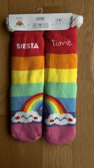 Calcetines Siesta Arcoíris Talla S/M “Ale-Hop”
