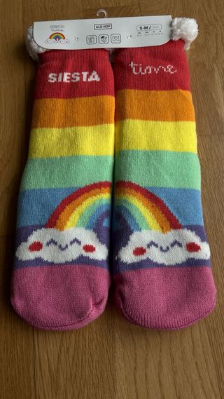Calcetines Siesta Arcoíris Talla S/M “Ale-Hop”