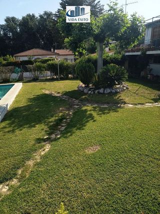 Chalet en venta en Renfe - Bulevar 1º y 2º Fase en Jaén