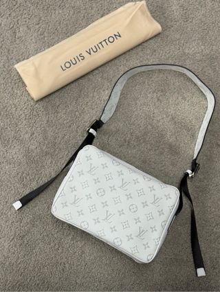 Bolso  Blanco y Gris calidad !!!