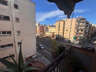 Piso en venta en Les Planes en Hospitalet de Llobregat, L´