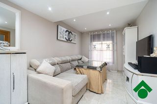 Casa adosada en venta en Atarfe