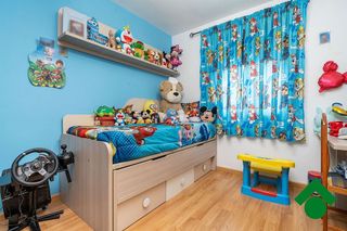 Casa adosada en venta en Atarfe