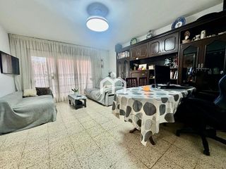 Piso en venta en Fondo en Santa Coloma de Gramanet