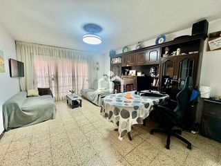 Piso en venta en Fondo en Santa Coloma de Gramanet