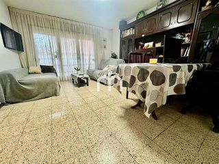 Piso en venta en Fondo en Santa Coloma de Gramanet