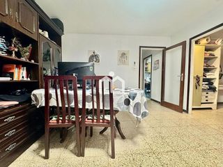 Piso en venta en Fondo en Santa Coloma de Gramanet