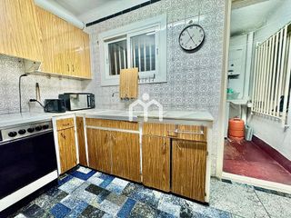 Piso en venta en Fondo en Santa Coloma de Gramanet