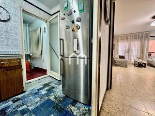 Piso en venta en Fondo en Santa Coloma de Gramanet