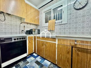 Piso en venta en Fondo en Santa Coloma de Gramanet