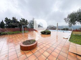 Chalet en venta en Vallirana