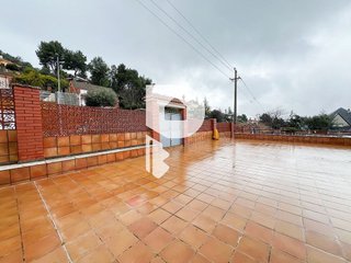 Chalet en venta en Vallirana