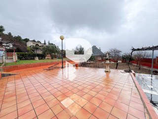 Chalet en venta en Vallirana