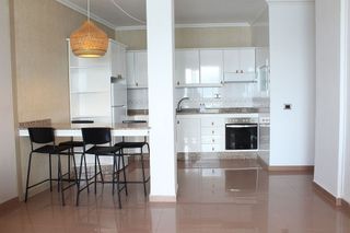 Piso en venta en Santa Catalina - Canteras en Palmas de Gran Canaria(Las)