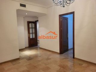 Piso en venta en Ciudad Jardín - Zoco en Córdoba