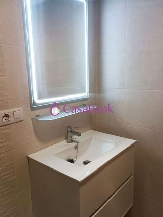 Piso en venta en Poniente-Norte - Miralbaida - Parque Azahara en Córdoba