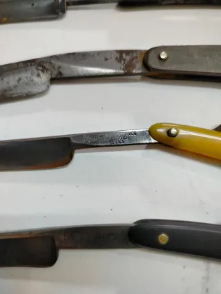 LOTE DE NAVAJAS DE BARBERO