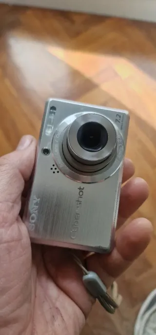Cámara Sony Cyber-shot dsc-s750 Plata + Accesorios